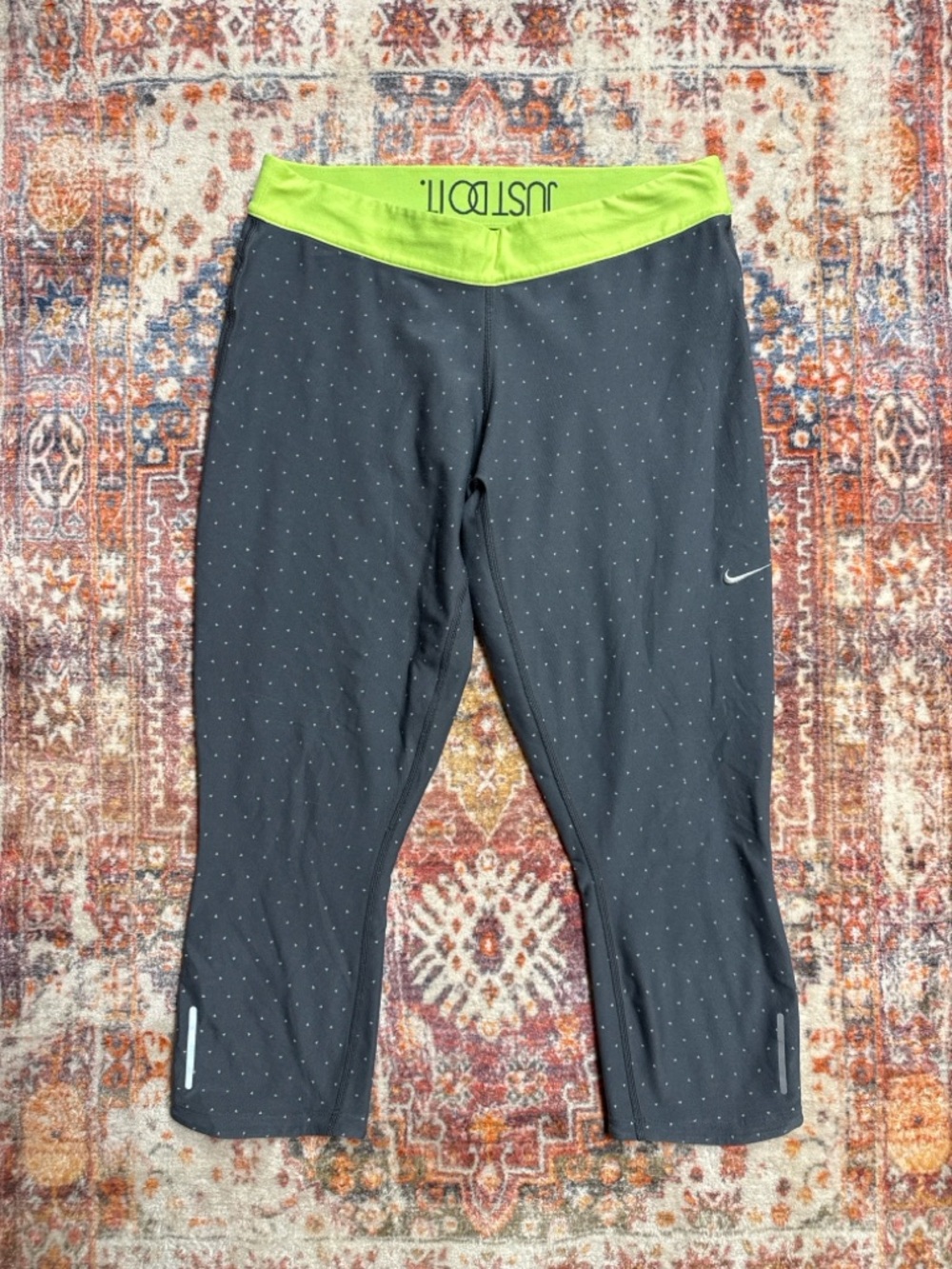 Nike Dri-FIT Cropped Leggings Gray Neon Green Waistband Size Large